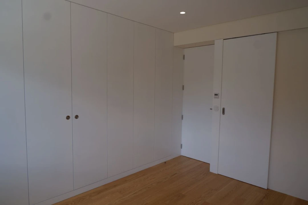 Apartamento T3 para Venda em Lordelo do Ouro e Massarelos Foto 7