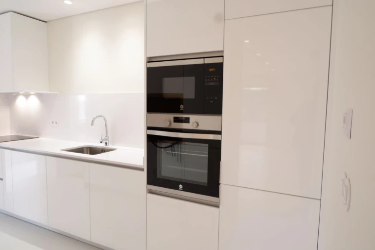 Apartamento T3 para Venda em Lordelo do Ouro e Massarelos Foto 2