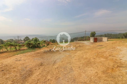 Terreno Misto para Venda em Vila Chã do Marão