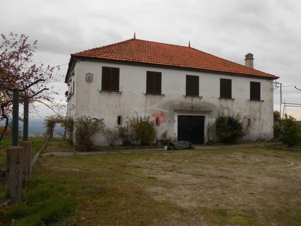 Moradia T4 para Venda em Covilhã e Canhoso Foto 1