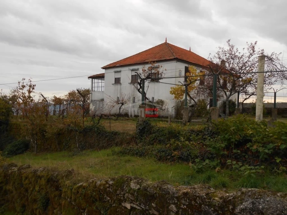 Moradia T4 para Venda em Covilhã e Canhoso Foto 27