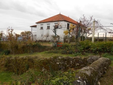 Moradia T4 para Venda em Covilhã e Canhoso