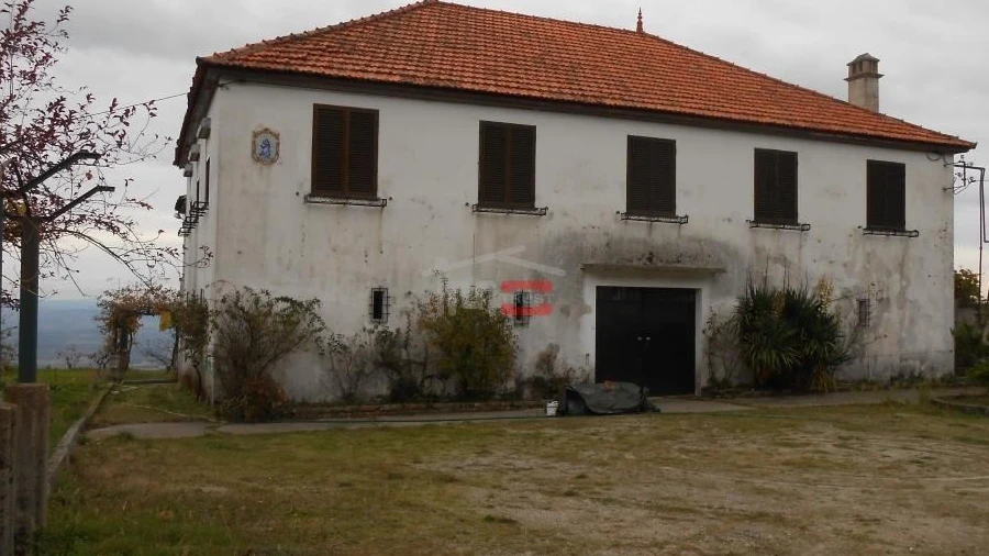 Moradia T4 para Venda em Covilhã e Canhoso