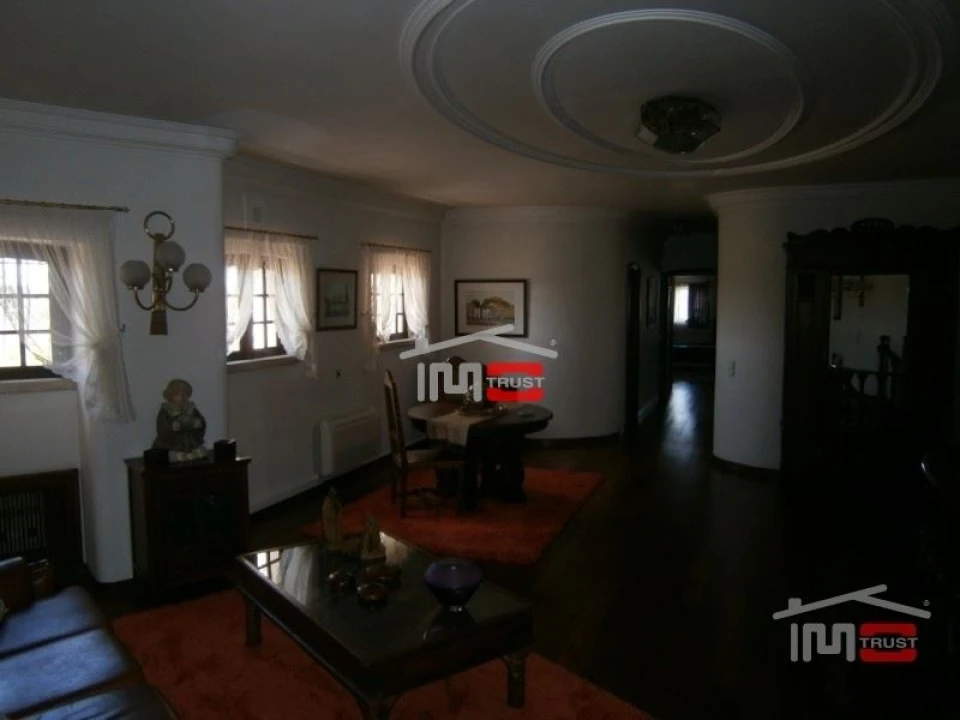 Moradia T6 para Venda em Leiria, Pousos, Barreira e Cortes Foto 23