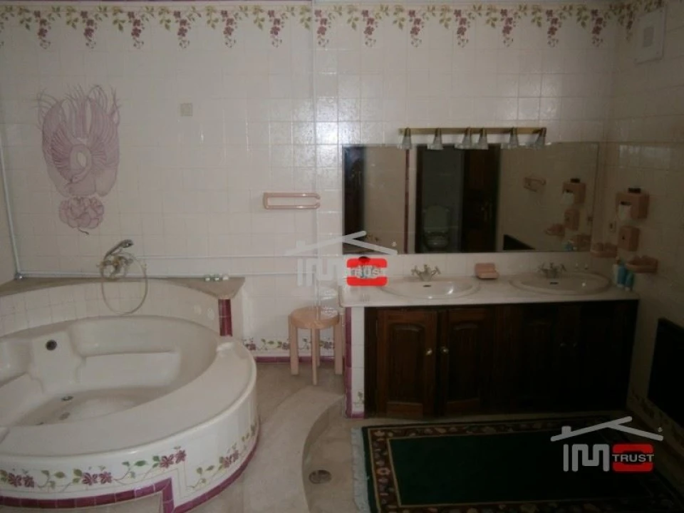 Moradia T6 para Venda em Leiria, Pousos, Barreira e Cortes Foto 27