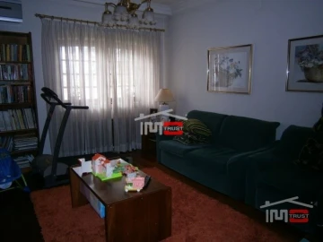 Moradia T6 para Venda em Leiria, Pousos, Barreira e Cortes