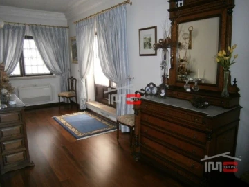 Moradia T6 para Venda em Leiria, Pousos, Barreira e Cortes