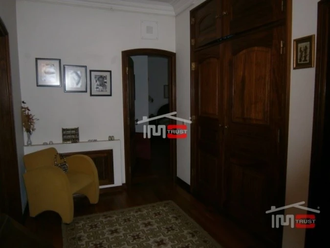 Moradia T6 para Venda em Leiria, Pousos, Barreira e Cortes Foto 14