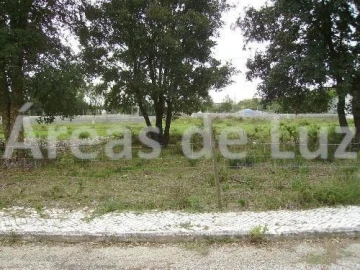 Terreno para Venda em Parceiros e Azoia