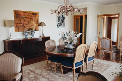 Apartamento T5 para Venda em Paranhos