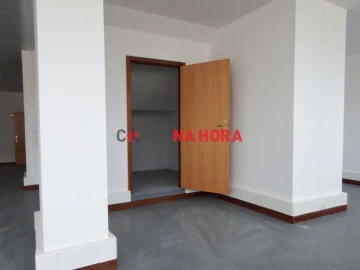 Escritório para Venda em Ajuda