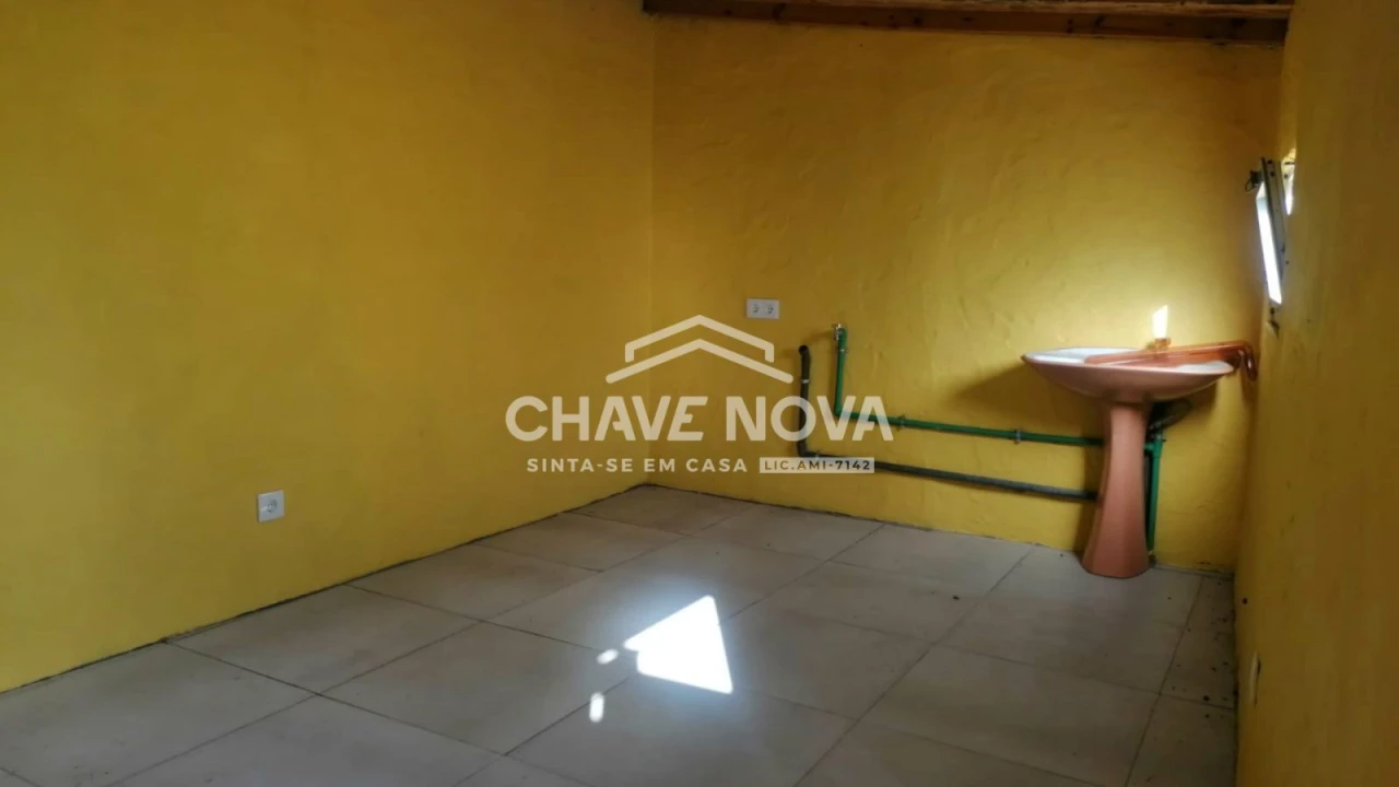 Moradia T3 para Venda em Campanhã Foto 13