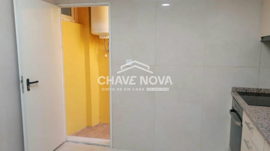 Moradia T3 para Venda em Campanhã Foto 12