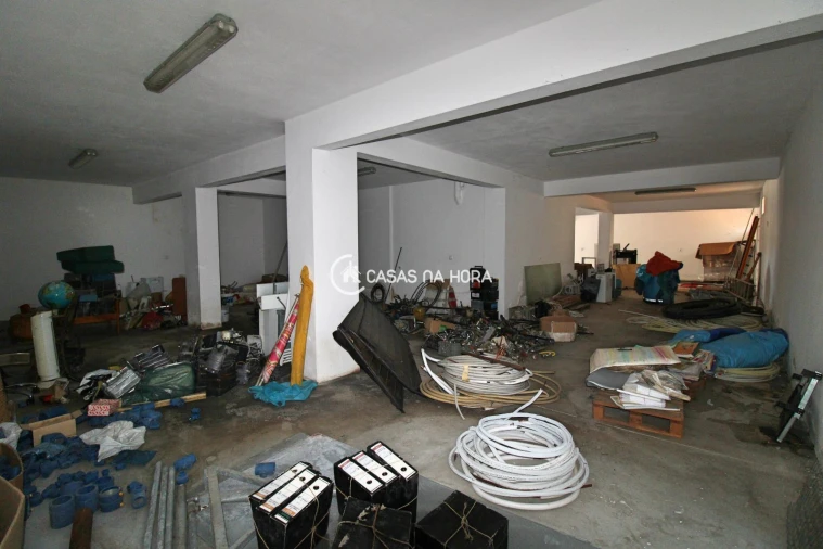 Armazém para Venda em Portimão Foto 8