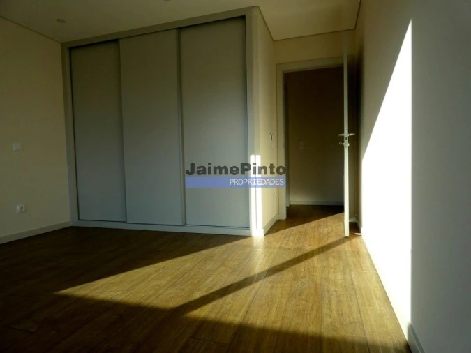 Apartamento T3 para Venda em Lordelo do Ouro e Massarelos Foto 8
