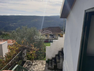 Quinta T3 para Venda em Valtorno e Mourão