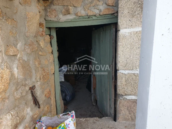 Quinta T3 para Venda em Valtorno e Mourão Foto 20