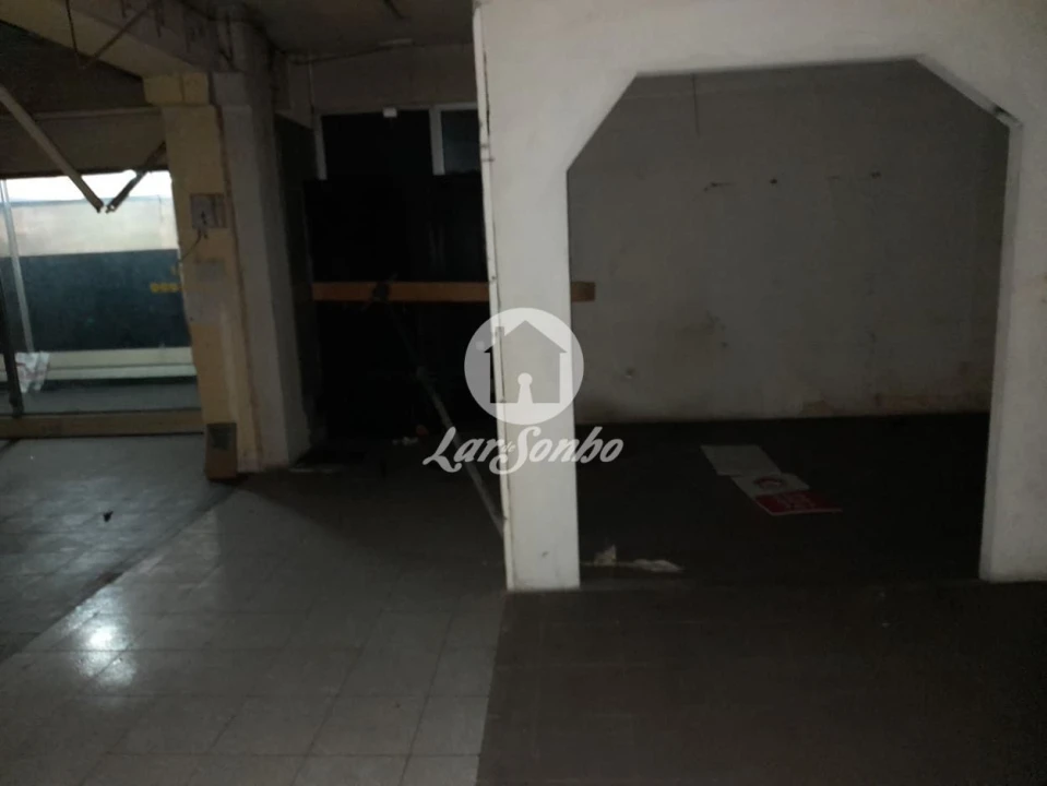 Loja para Venda em Paredes Foto 4