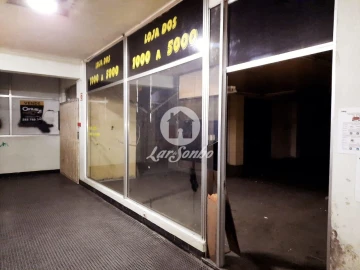 Loja para Venda em Paredes