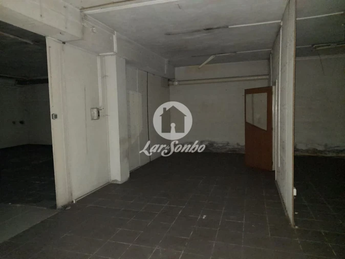 Loja para Venda em Paredes Foto 8