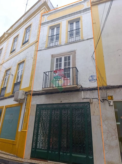 Moradia T2 para Venda em Caia, São Pedro e Alcáçova