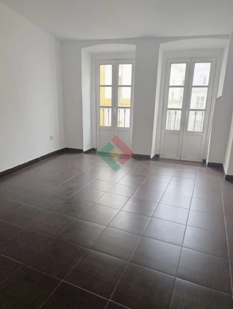 Moradia T2 para Venda em Caia, São Pedro e Alcáçova