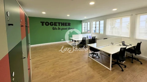 Escritório para Arrendamento em Gondomar (São Cosme), Valbom e Jovim