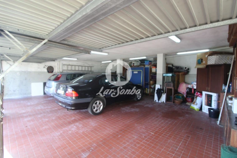 Moradia T5 para Venda em Fânzeres e São Pedro da Cova Foto 29