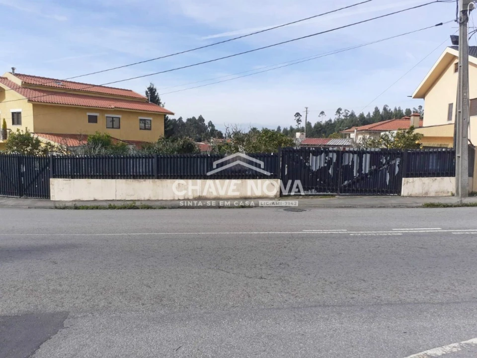 Terreno para Venda em São João de Ver Foto 1