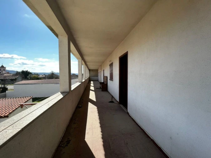 Moradia T12 para Venda em Torre de D. Chama Foto 18