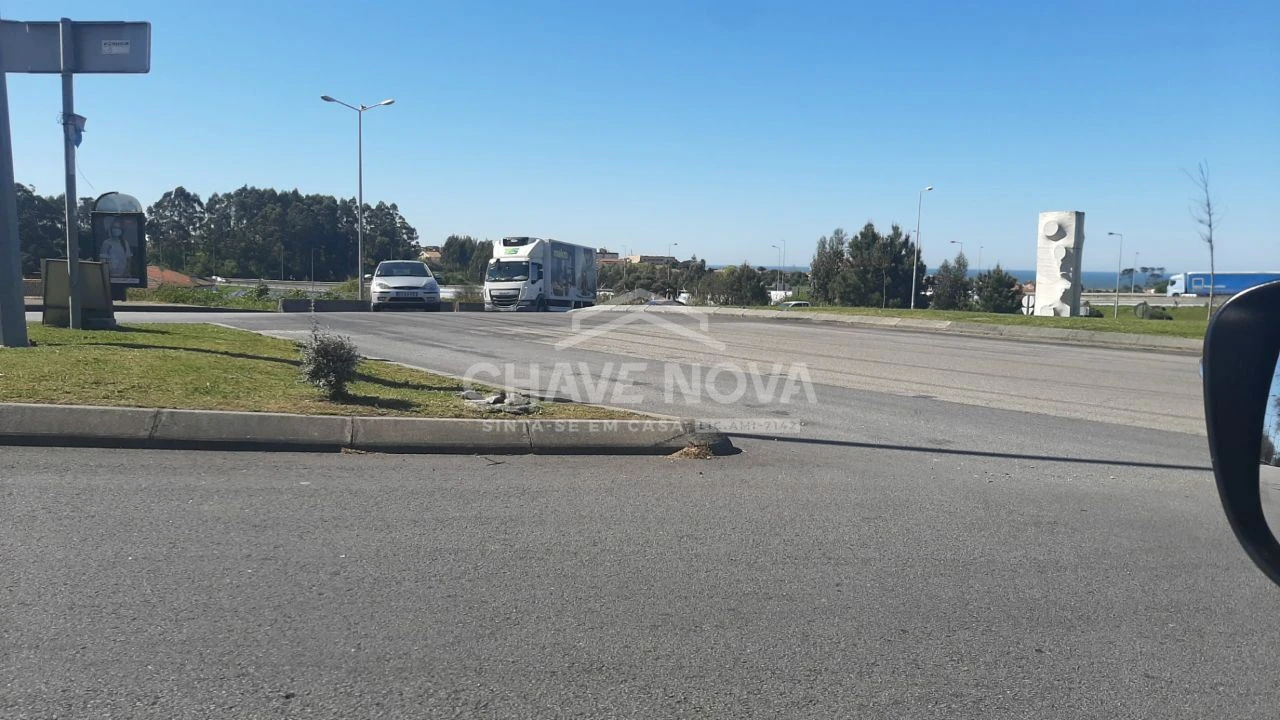 Terreno para Venda em Arcozelo Foto 17