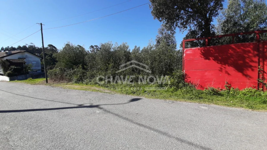 Terreno para Venda em Arcozelo Foto 9