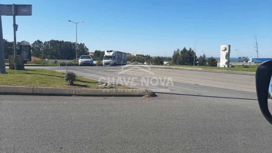 Terreno para Venda em Arcozelo Foto 17