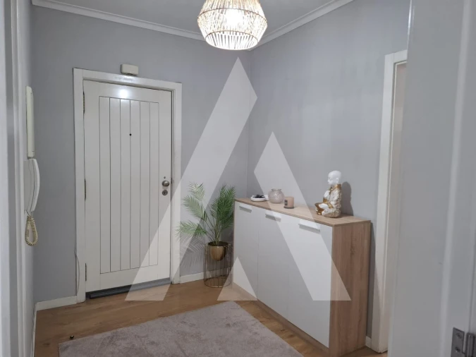 Apartamento T2 para Venda em Oiã Foto 5