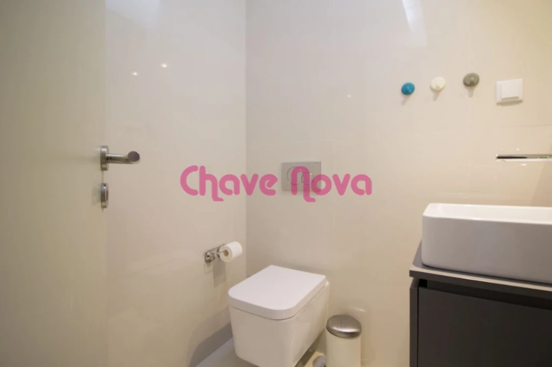 Apartamento T2 para Venda em Cedofeita, Santo Ildefonso, Sé, Miragaia, São Nicolau e Vitória Foto 10