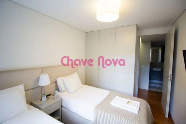 Apartamento T2 para Venda em Cedofeita, Santo Ildefonso, Sé, Miragaia, São Nicolau e Vitória Foto 7