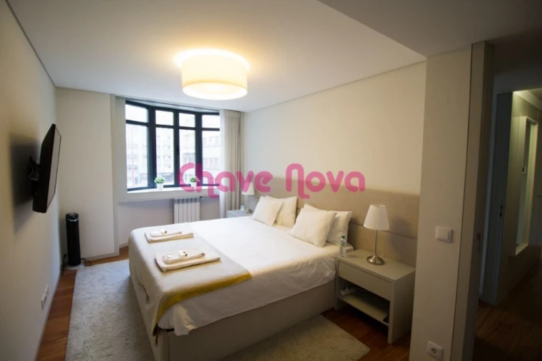 Apartamento T2 para Venda em Cedofeita, Santo Ildefonso, Sé, Miragaia, São Nicolau e Vitória Foto 8