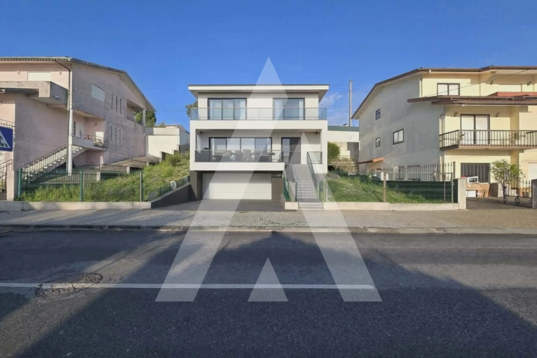 Terreno para Venda em Vila de Cucujães Foto 5