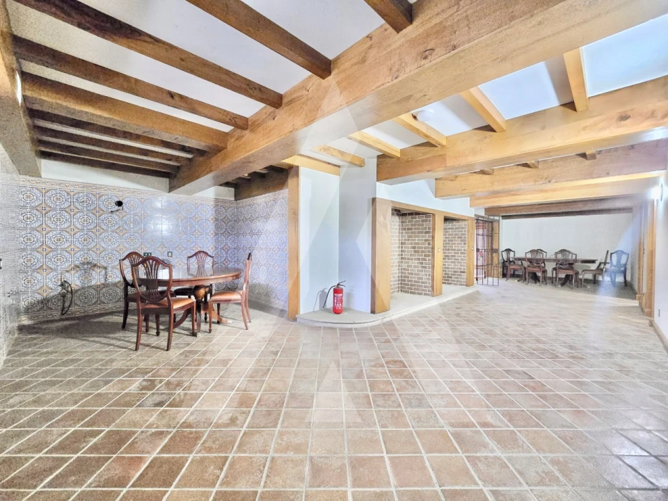 Moradia T7 para Venda em Aguada de Cima Foto 31