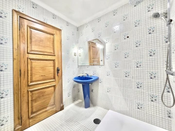 Moradia T7 para Venda em Aguada de Cima