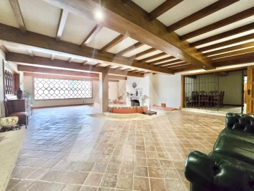 Moradia T7 para Venda em Aguada de Cima