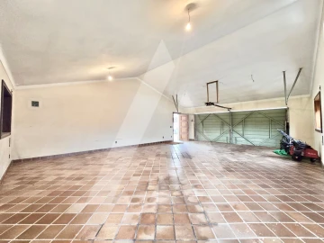 Moradia T7 para Venda em Aguada de Cima