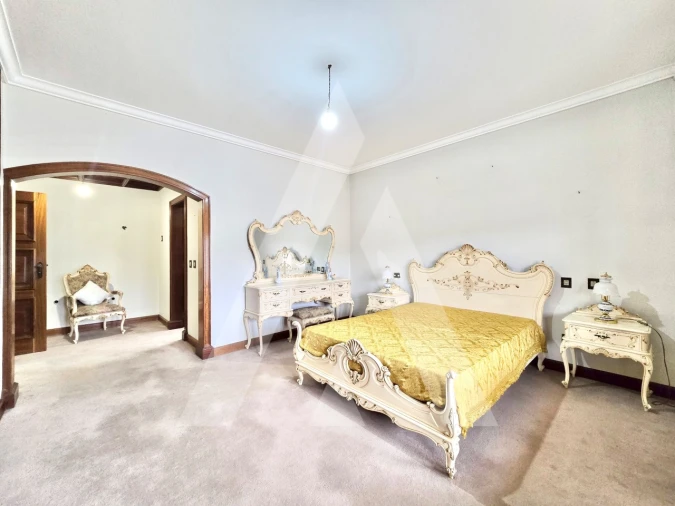 Moradia T7 para Venda em Aguada de Cima Foto 20