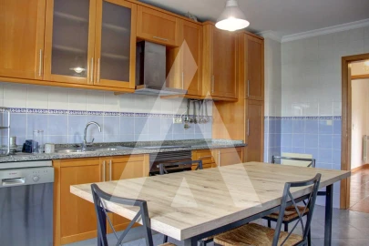 Apartamento T3 para Venda em Oliveira do Bairro