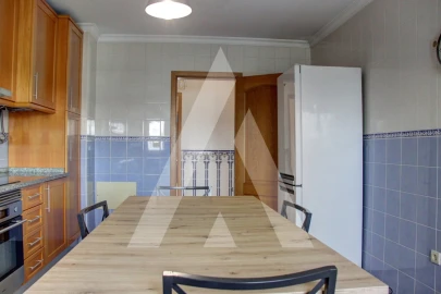 Apartamento T3 para Venda em Oliveira do Bairro