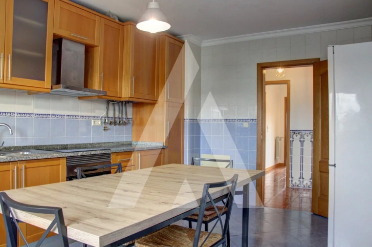 Apartamento T3 para Venda em Oliveira do Bairro Foto 8