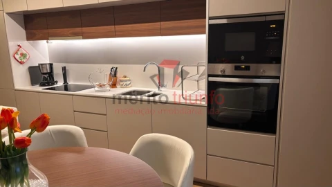 Apartamento T1 para Venda em Vila Nova de Famalicão e Calendário