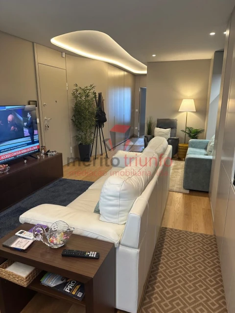 Apartamento T1 para Venda em Vila Nova de Famalicão e Calendário