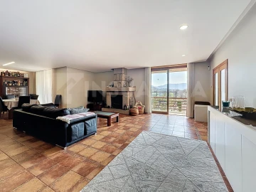 Moradia T4 para Venda em Vilar de Mouros