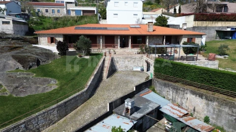 Moradia T4 para Venda em Vilar de Mouros